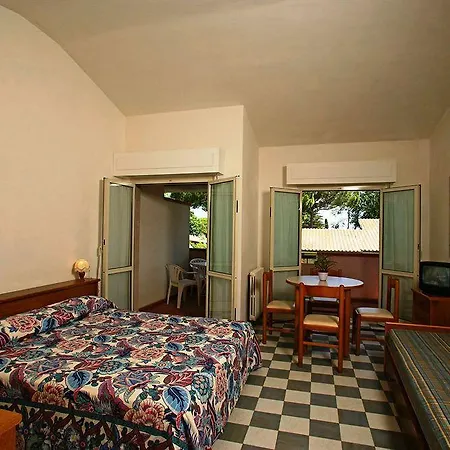 Otel Airone Residenza Turistico Alberghiera 3*